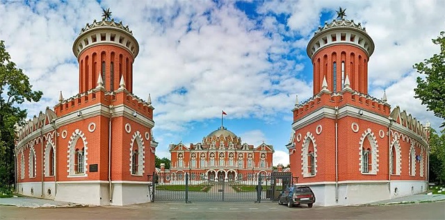 Академия жуковского в москве фото Парадный въезд в бывшее пространство Академии Жуковского